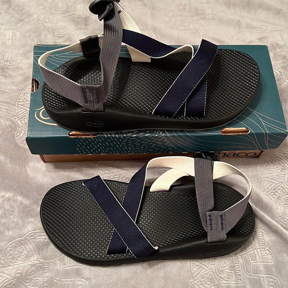 Mens new size 11 two tone Z1 Chaco sandals.
